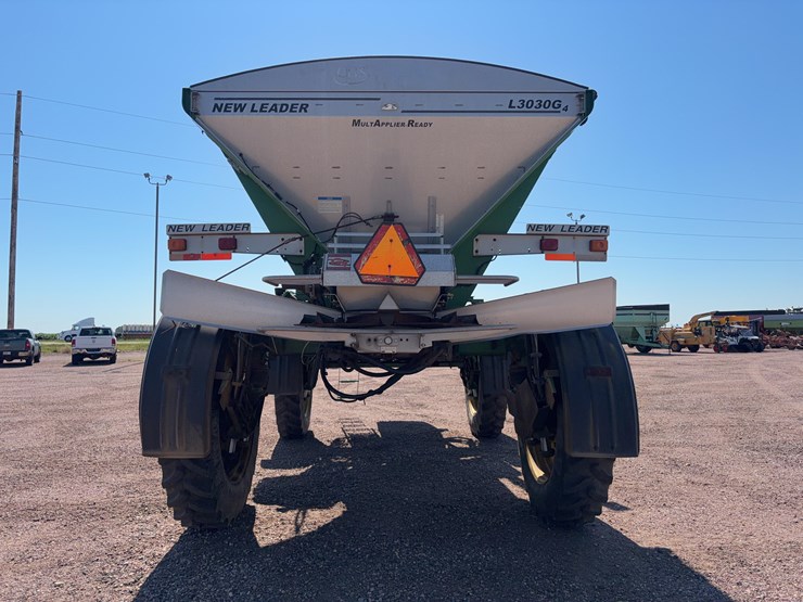 2012-john-deere-4940-image-7