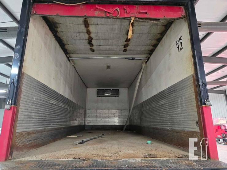 2013-kenworth-t370-image-15