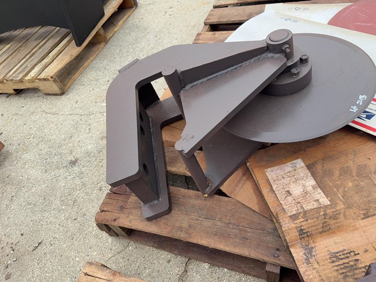 bucket-mount-asphalt-cutter-image-2