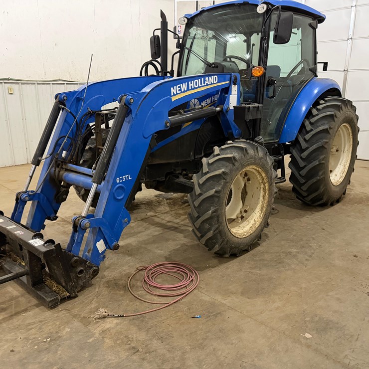 NEW HOLLAND T4.75