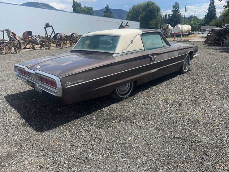 1966-ford-thunderbird-image-5