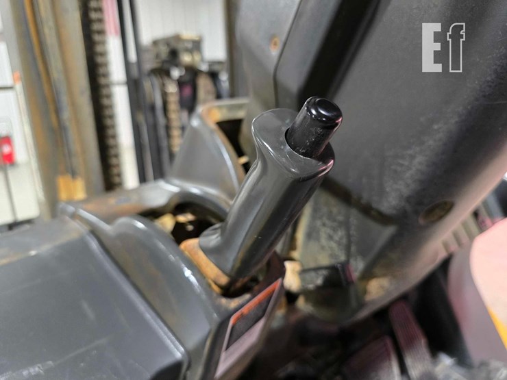 2018-caterpillar-gp25n-image-18