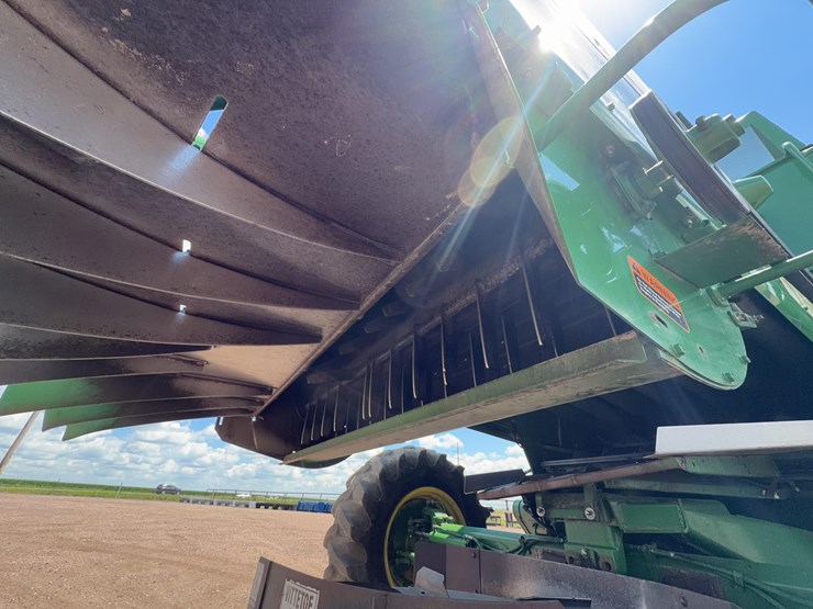 1981-john-deere-8820-image-31