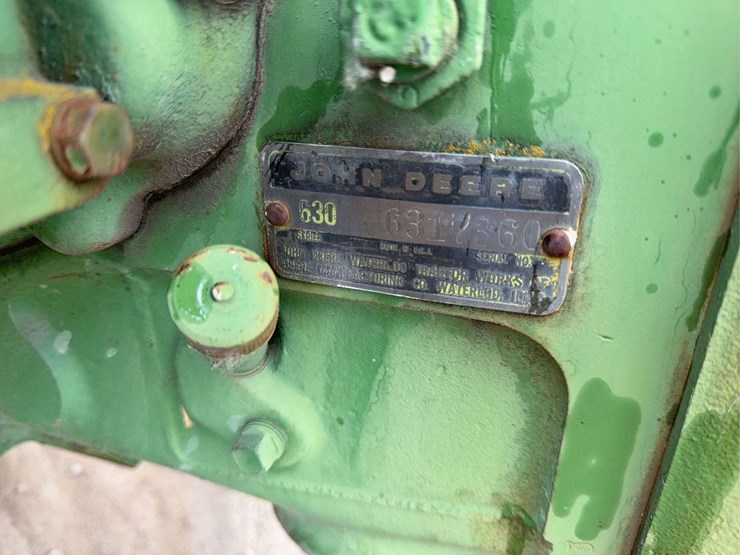john-deere-630-image-40