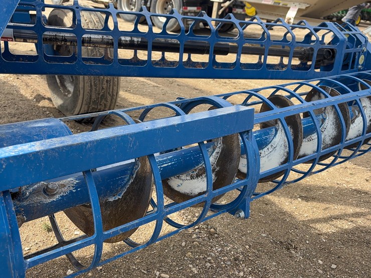 2023-brandt-8510-grain-bag-unloader-image-9