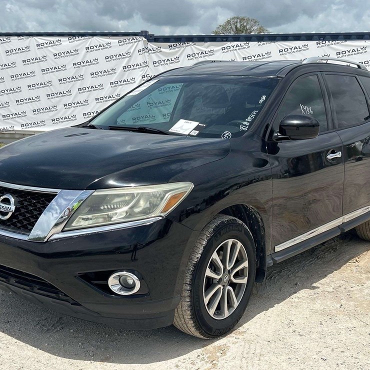 2013 NISSAN PATHFINDER
