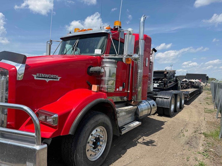 2012-kenworth-t800-image-5