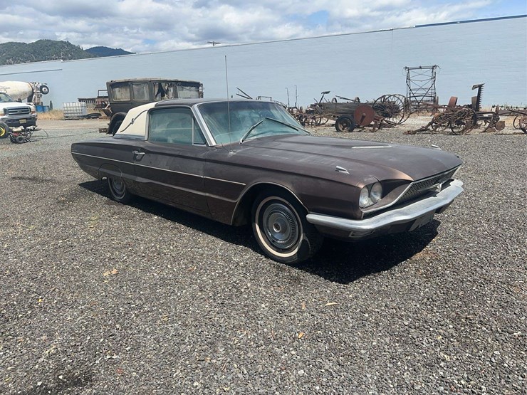 1966-ford-thunderbird-image-7