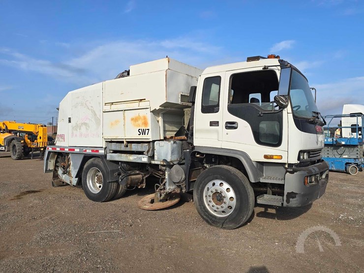 2002-gmc-t7500-image-2