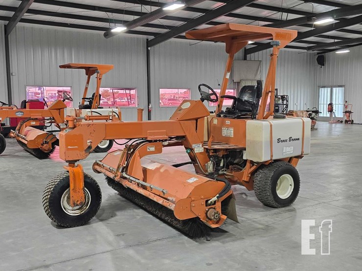 2017-broce-bb250b-image-1