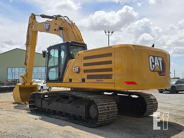 2020-caterpillar-336-image-4