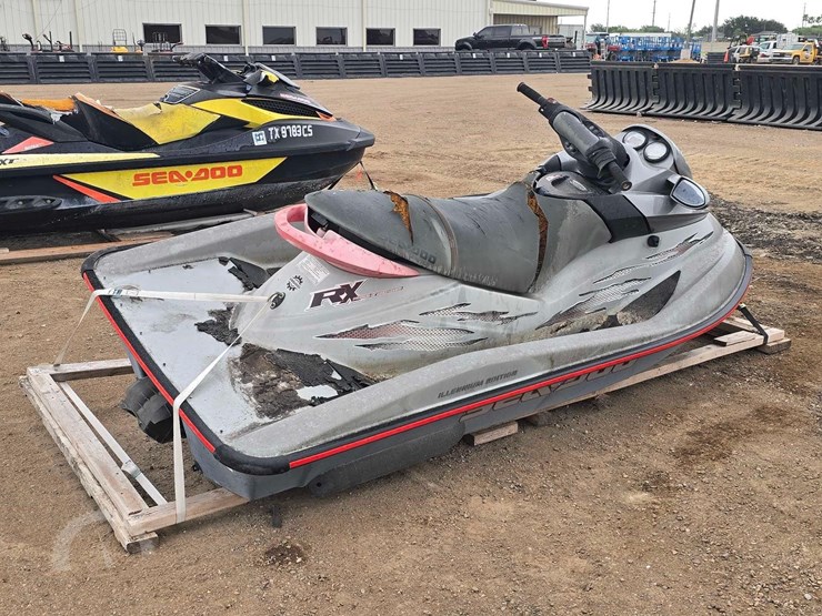 sea-doo-rx-jet-ski-image-3