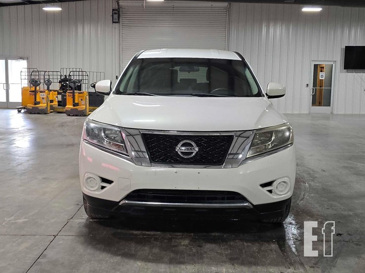 2013-nissan-pathfinder-image-7