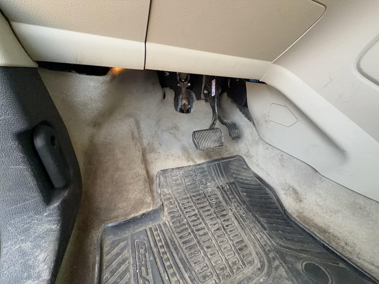 2013-ford-escape-image-28