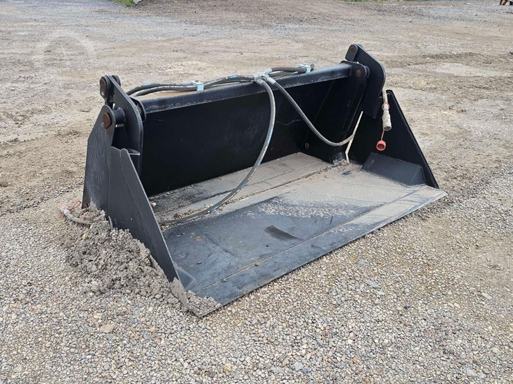 2024-giyi-skid-steer-4-in-1-bucket-image-2