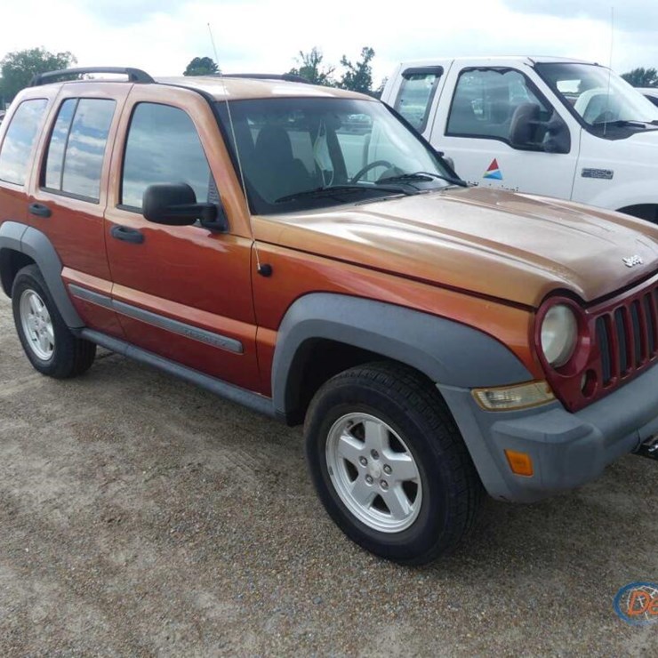 2005 JEEP LIBERTY