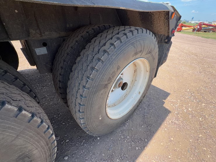 2019-smithco-sx2-40-34-image-22