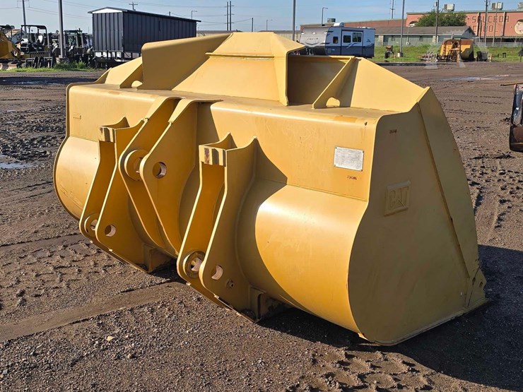 caterpillar-345-image-3