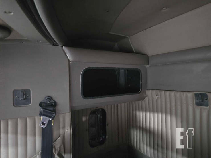 2005-kenworth-t800-image-20