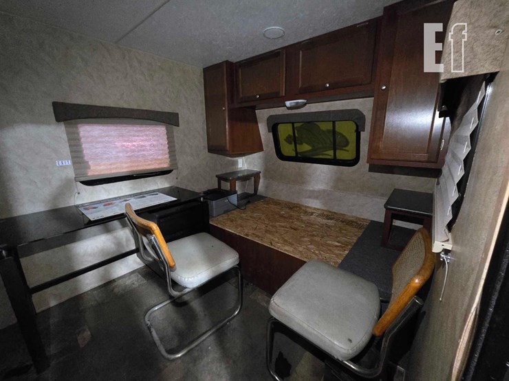 2014-coachmen-clipper-17fq-image-9