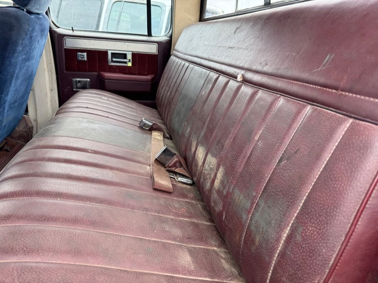 1986-gmc-3500-image-43