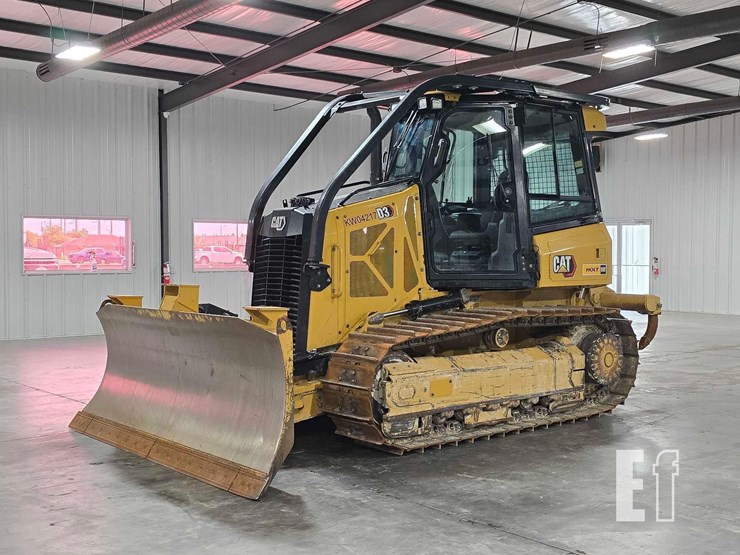 2022-caterpillar-d3-image-1