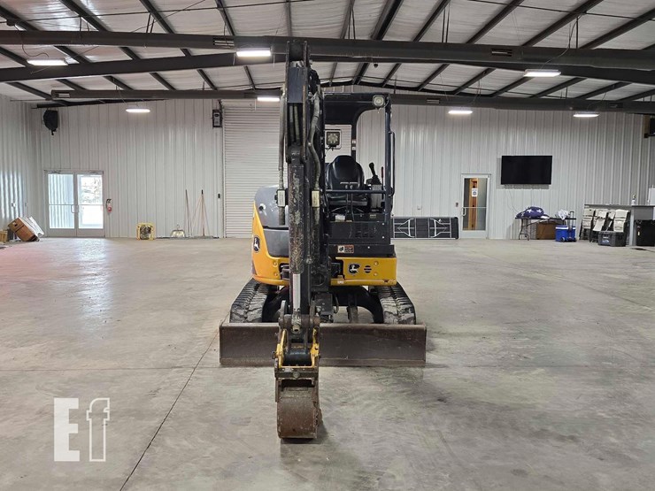 2021-deere-35g-image-7