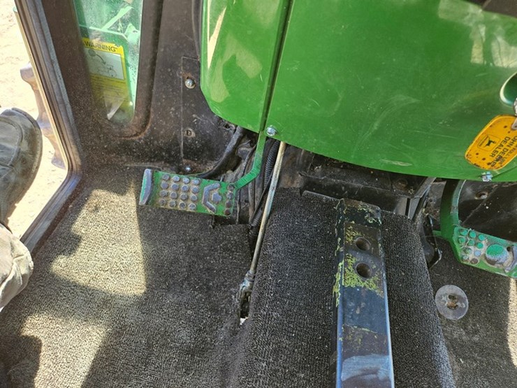 john-deere-5400-image-33