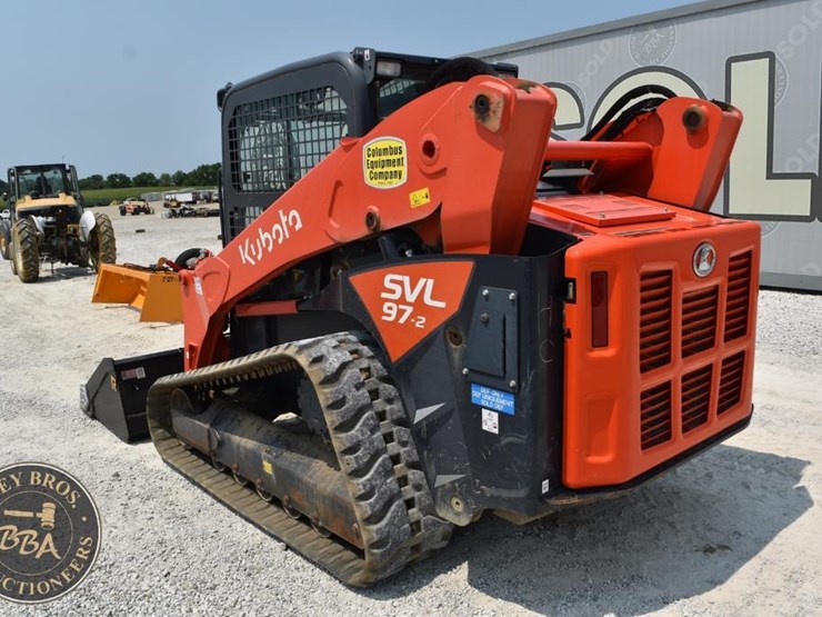 2021-kubota-svl97-2-image-3
