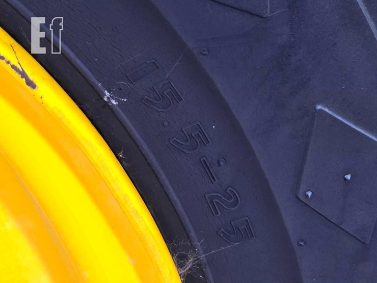2020-jcb-930-image-25