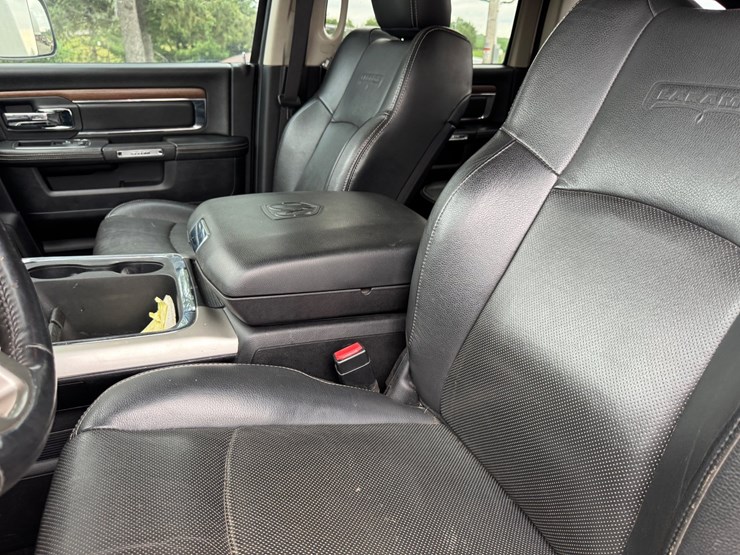 2016-dodge-ram-2500-image-18