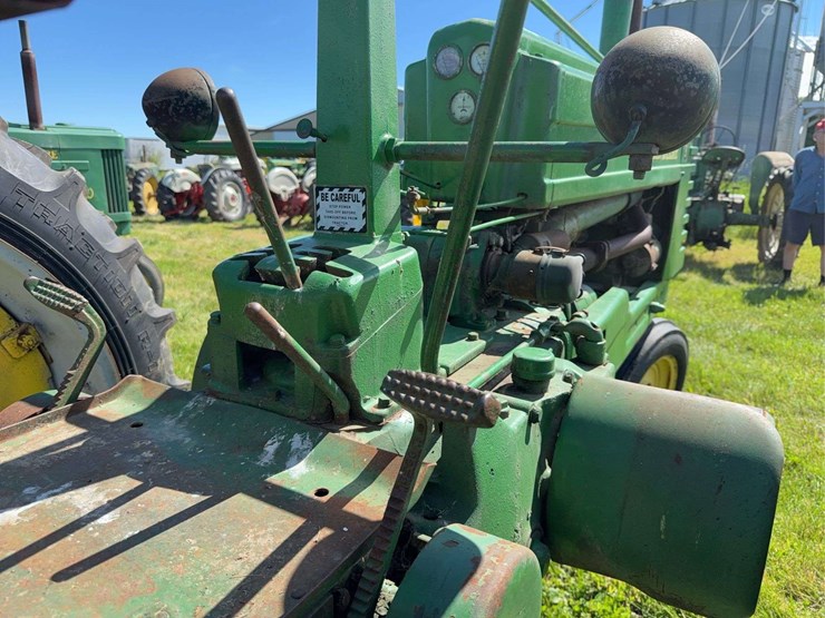 john-deere-model-b-image-5