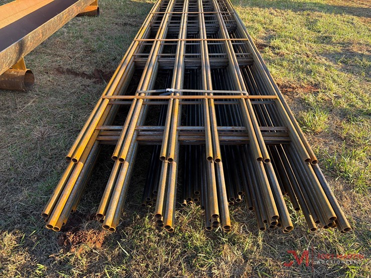 (20)-new-20'-continuous-panels-w/-connectors-image-2