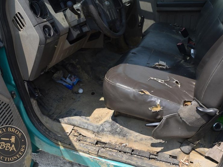 2009-ford-f350-xl-image-14