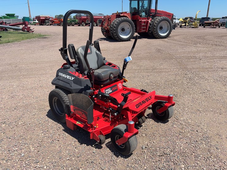 gravely-992267-zero-turn-mower-image-3