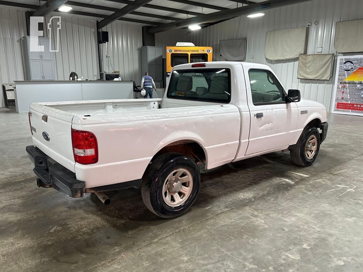 2011-ford-ranger-image-3