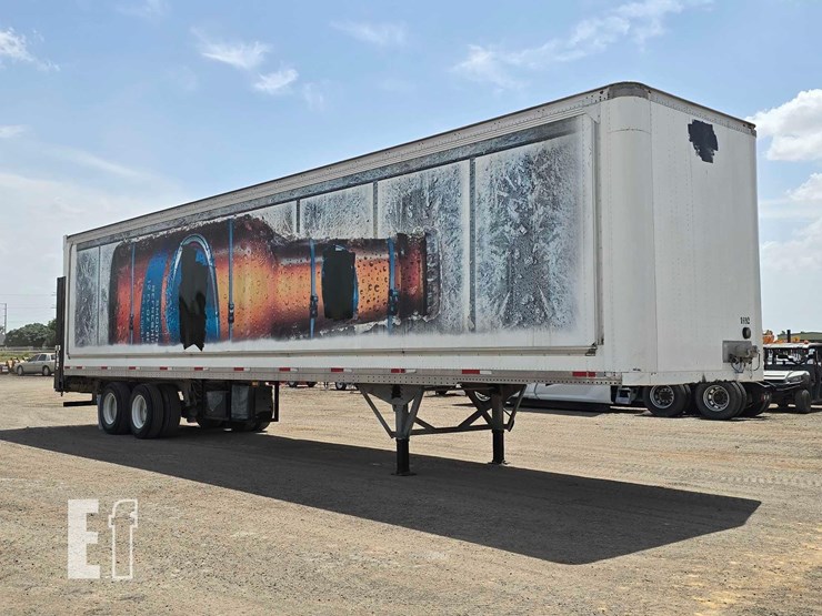 2002-strick-trailer-image-2