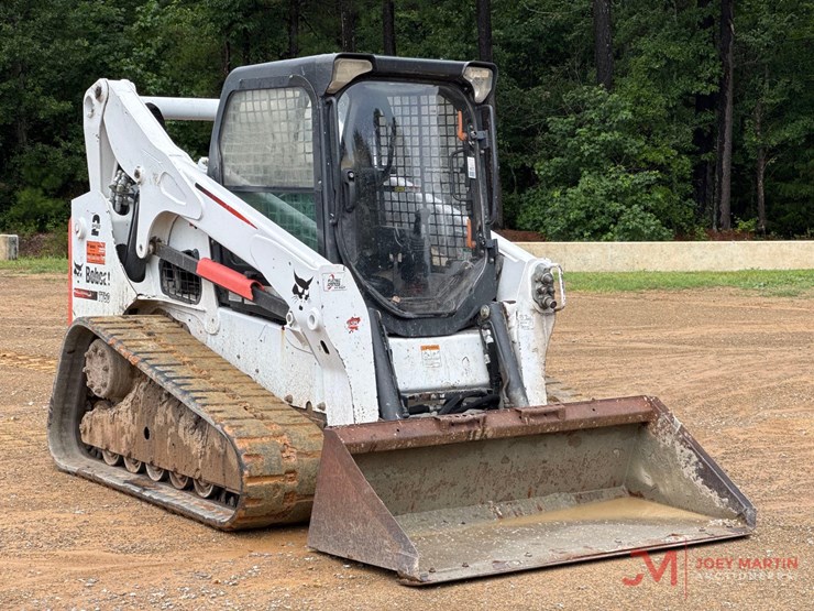 2014-bobcat-t750-image-1