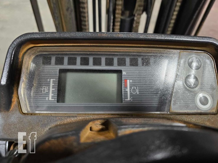 2018-caterpillar-gp25n-image-16