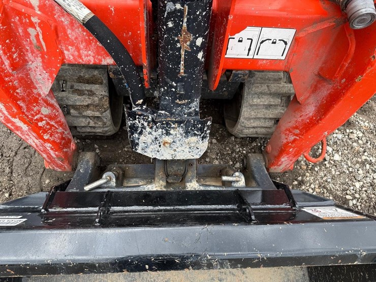 2023-kubota-scl1000-image-10