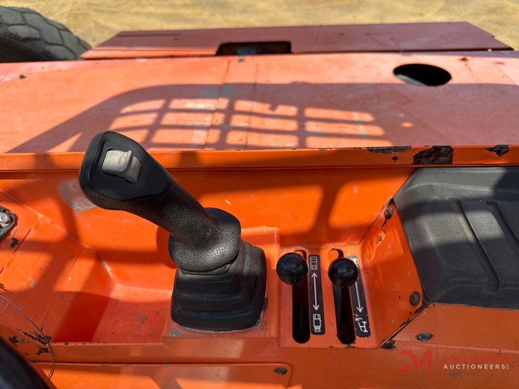 2016-jlg-6042-telehandler-image-19