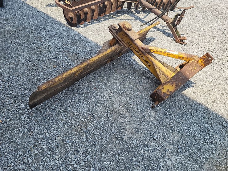 mccullough-industries-84"-3pt-hitch-grader-blade-image-6