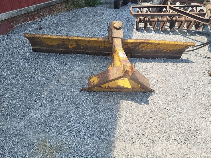 mccullough-industries-84"-3pt-hitch-grader-blade-image-7