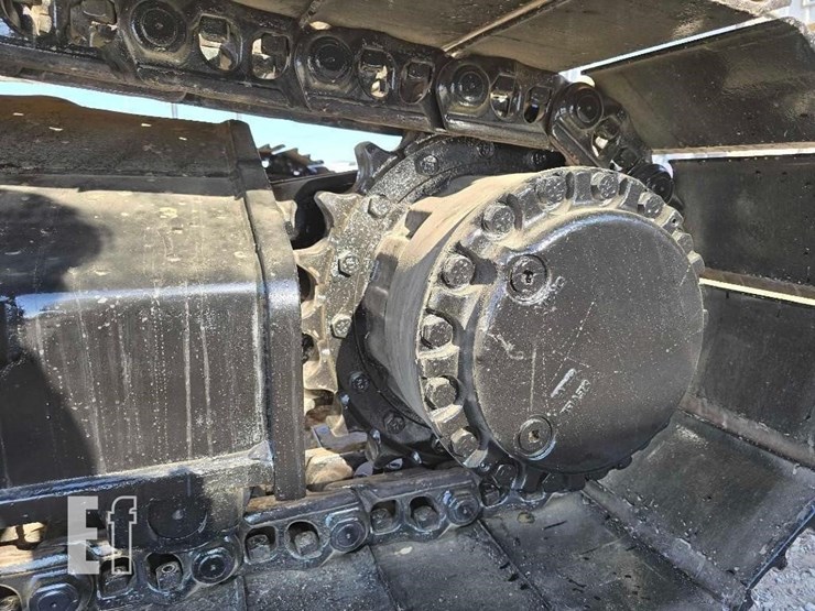 2017-caterpillar-326fl-image-31