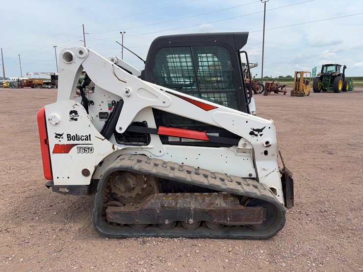 2017-bobcat-t650-image-7