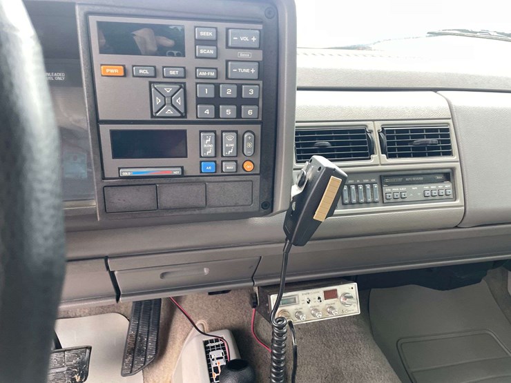 1994-chevrolet-silverado-1500-image-13