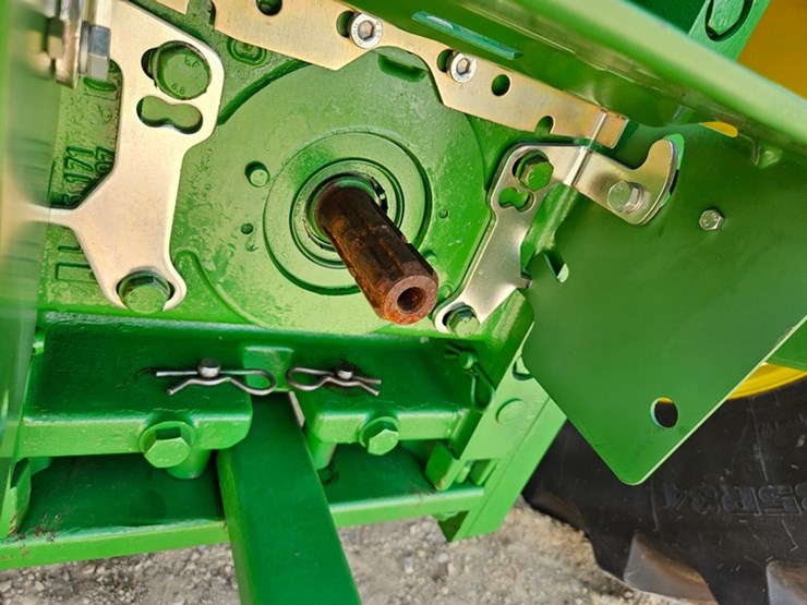 john-deere-6420-image-25