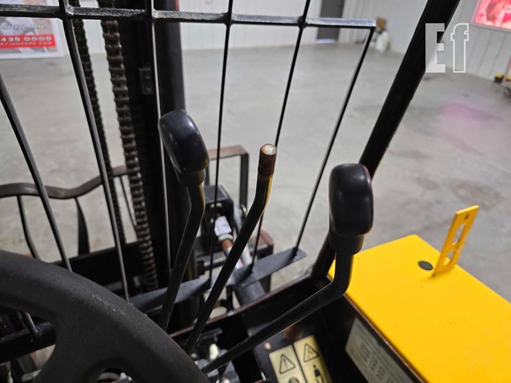 2020-jcb-930-image-16