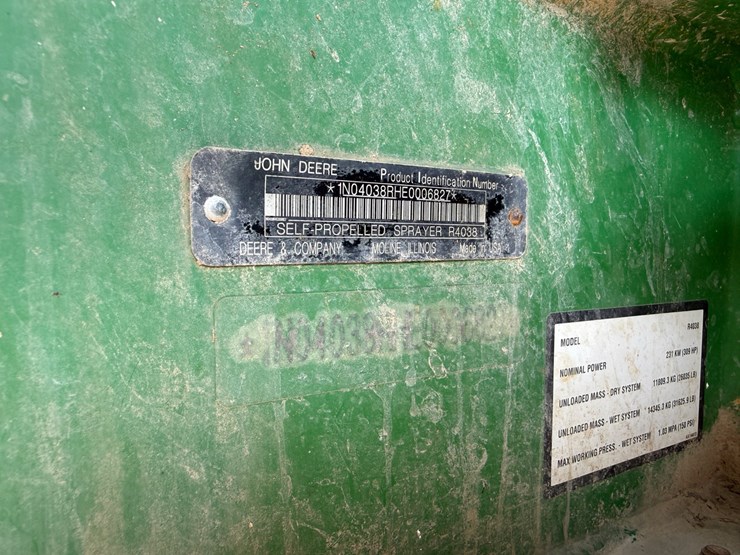 2016-john-deere-r4038-image-93