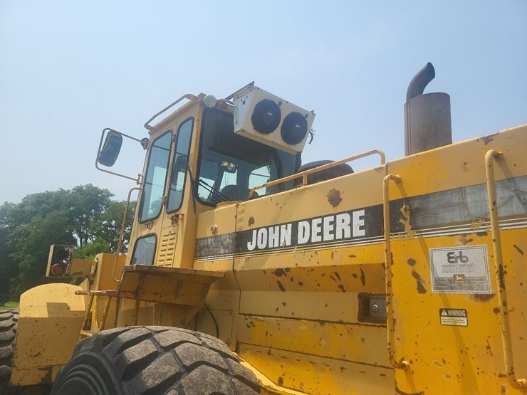 john-deere-744e-pay-loader-image-24